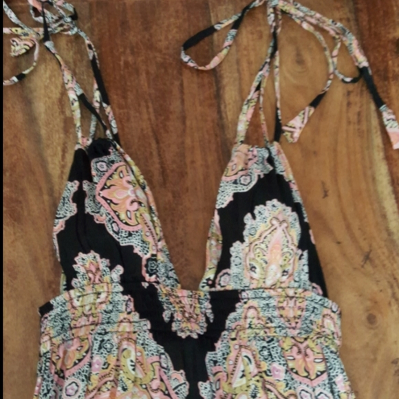 NWT En Creme Boho Flowy Paisley Print Maxi Dress With Spaghetti Straps - Picture 6 of 16